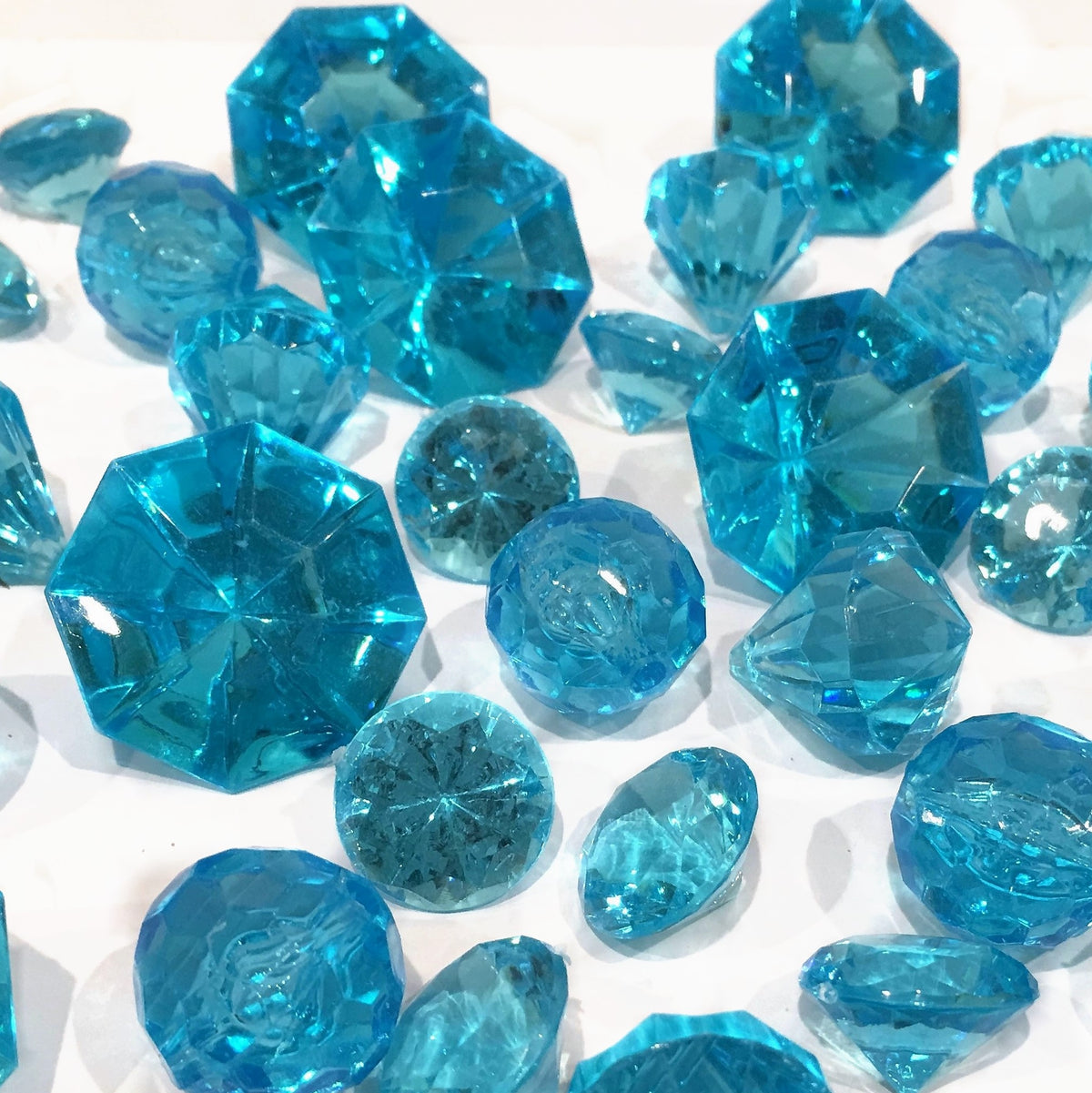 Up To 75pc Floating Custom/Sample Pack- Choose your Colors of Pearls, Gems, and Sizes- Fills 1 gallon for Your Vases- Includes Floating Transparent Gels with Measured Prep Bag